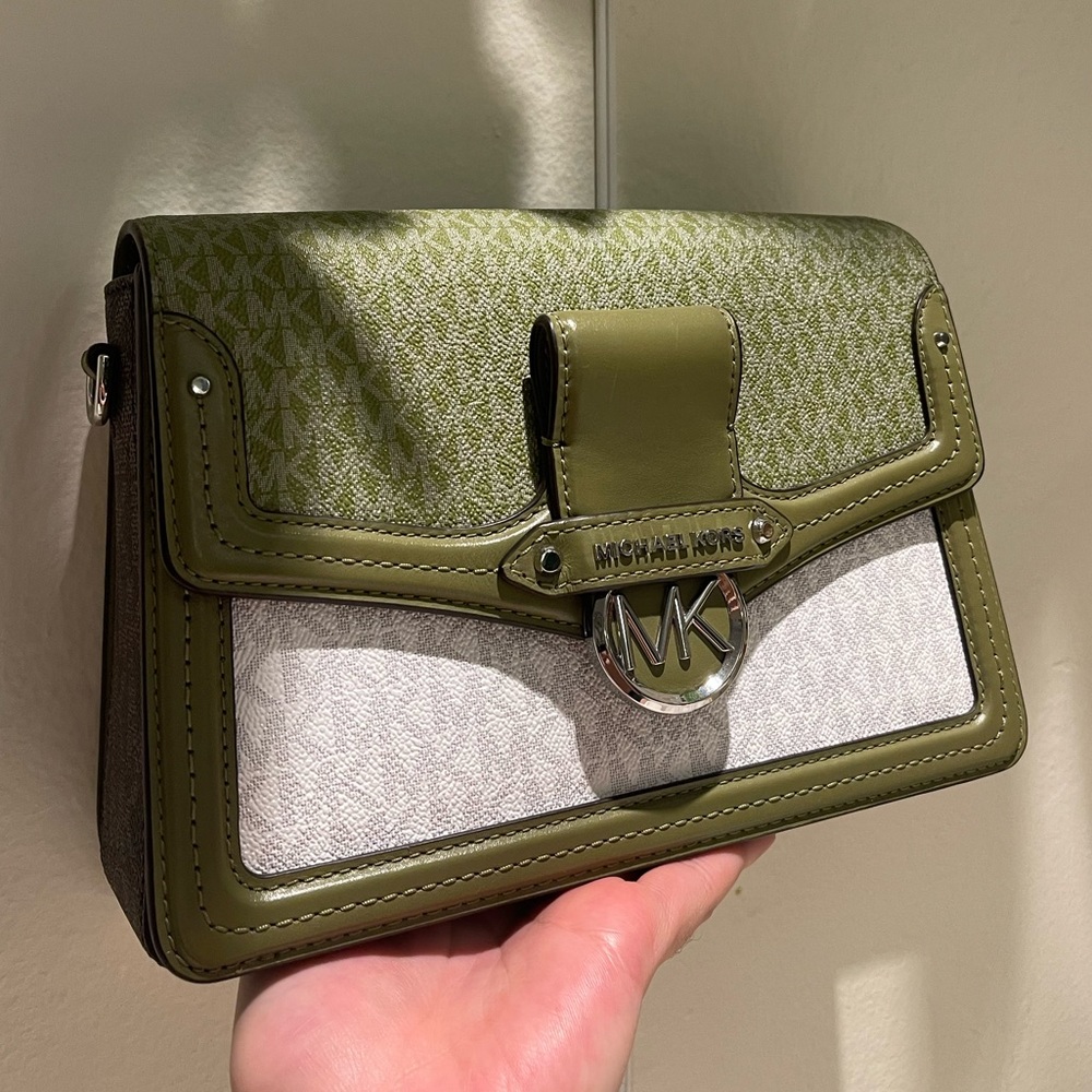 Michael Kors - Monogram Jessie Medium Shoulder Bag (Green-multi)